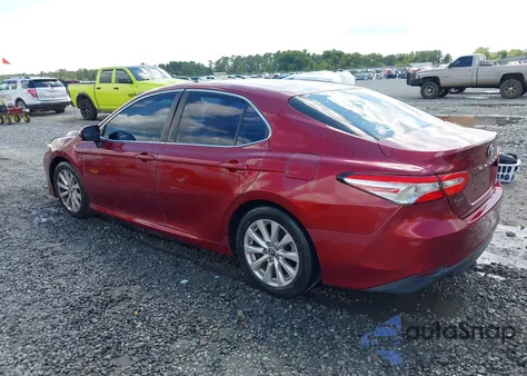 2018 Toyota Camry Le из США, поврежденный, VIN 4T1B11HK2JU612613
